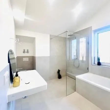 Apartamento Modernes Wohnerlebnis In Kernsanierte 3-zimmer-wohnung Maguncia