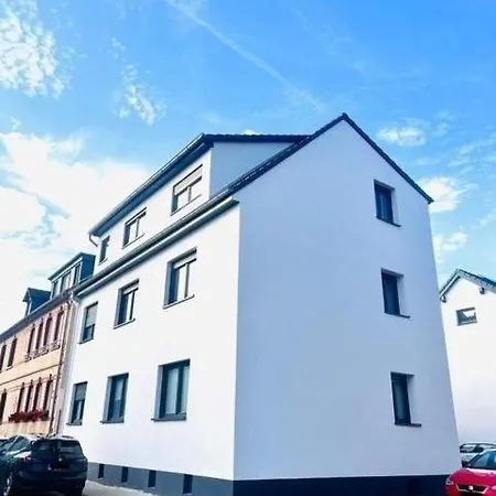 Apartamento Modernes Wohnerlebnis In Kernsanierte 3-zimmer-wohnung *